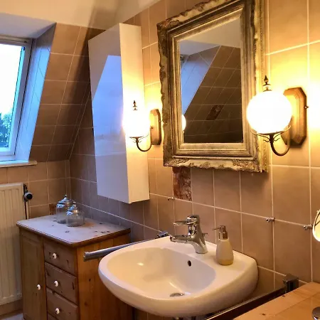 アパート Gemuetliche Mit Balkon Und Stellplatz ティメンドルファー・シュトラント