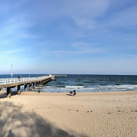 Gemuetliche Mit Balkon Und Stellplatz アパート